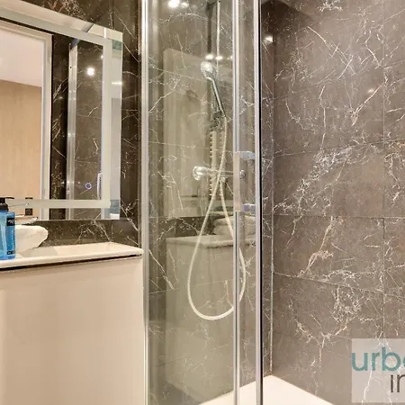 شقة Urban Flat 128 - Art Rock 4bdr Flat Near Champs-elysees