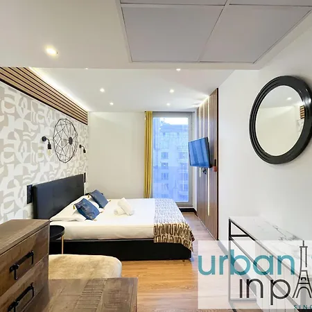 Apartment Urban Flat 128 - Art Rock 4bdr Flat Near Champs-elysees Paris